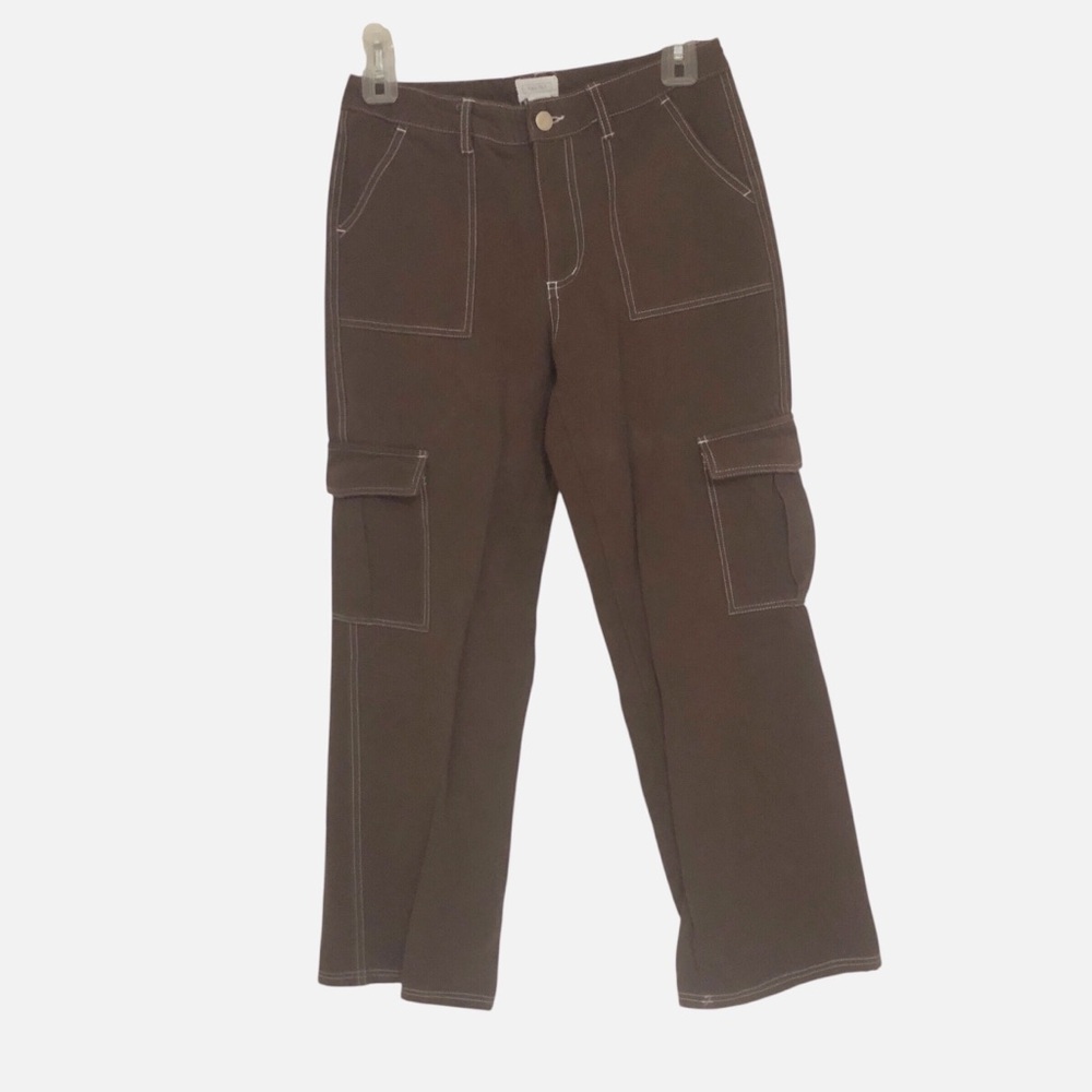 Brown cotton cargo pants with White contrast stitching